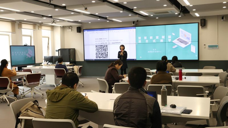国家开放大学报名时间一般分为春季和秋季两个批次，具体时间如下：