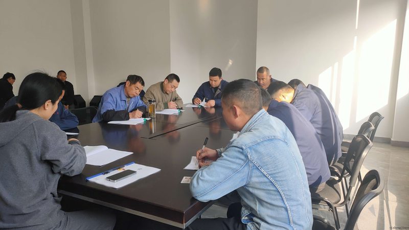 叉车证与挖掘机证：含金量对比解析