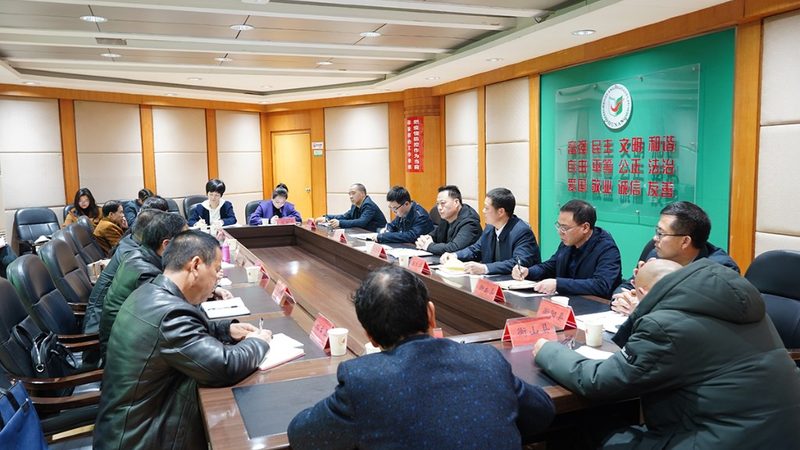 以下是一些在上海具有较高知名度和口碑的少儿编程品牌：